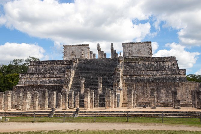 Private Chichen Itza, Cenote Ik Kil, Rio Lagartos & Las Coloradas - Your private guide: where the names matter