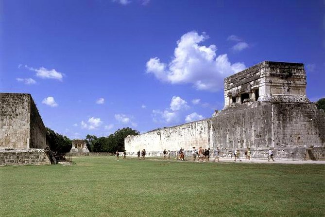 Private Chichen Itza Tour - Private transport from Cancun: why the drive feels easier