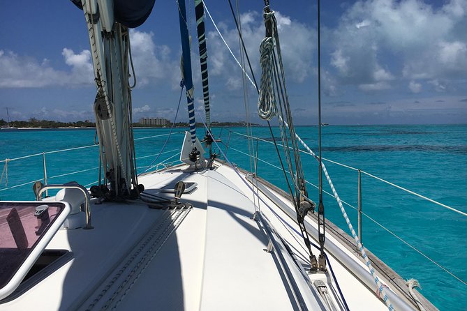 Private Customizable Sailing Tour in Cancun - Sunset sailing back to Cancun: the drink-in-hand payoff