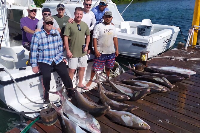 Private fishing charter Bertram 31ft 6 pax max if you don't fish you don't pay - What’s included onboard: rods, bait, safety gear, and the hydration part nobody should ignore