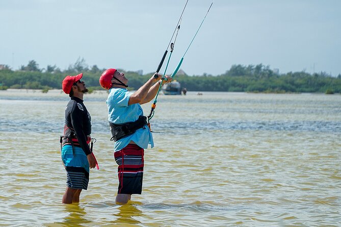 Private Kiteboarding lesson in Cancun - The private lesson format: 1-on-1 coaching that speeds up