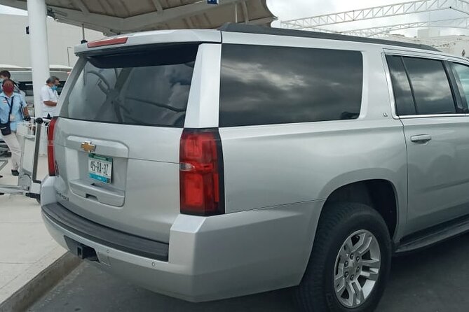 Private luxury transportation from CUN Airport to Playa del Carmen - Price and value: what $63.50 per person buys you