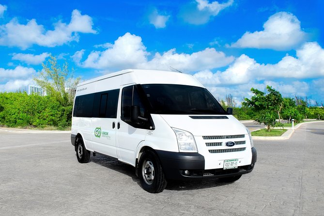 Private Minibus Transfers from Cancun Airport - Drivers you might run into and the service style
