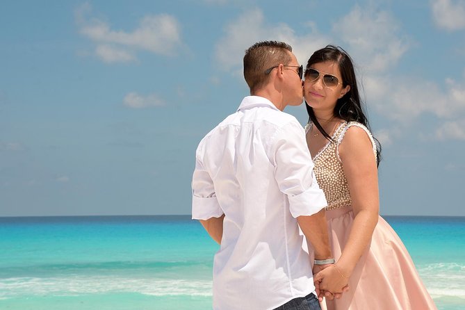 Private Professional Photography Session in Cancun - On the Beach: Posing Without Feeling Awkward