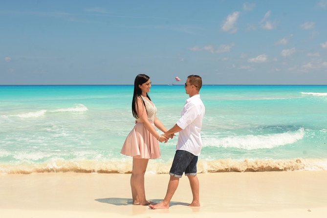 Private Professional Photography Session in Cancun - Meeting Up at Forum by the Sea (and Getting to the Right Beach)