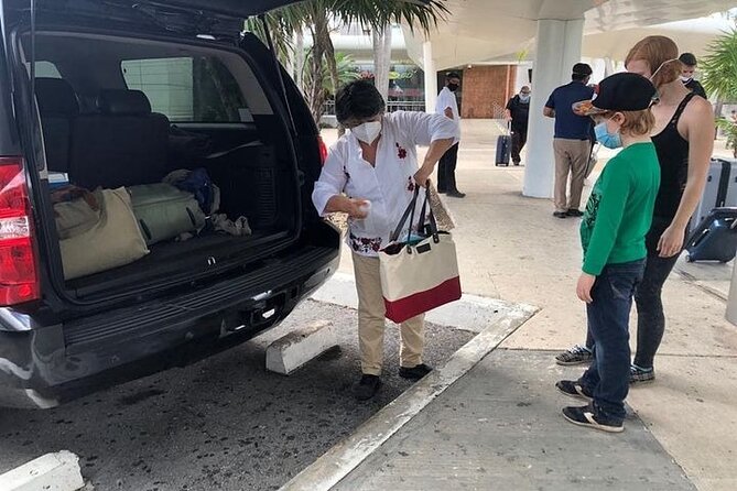 Private Round Trip Airport Transfers to Cancun (Flat Rate) - Return Pickup Rules: The 15-Minute Wait That Matters