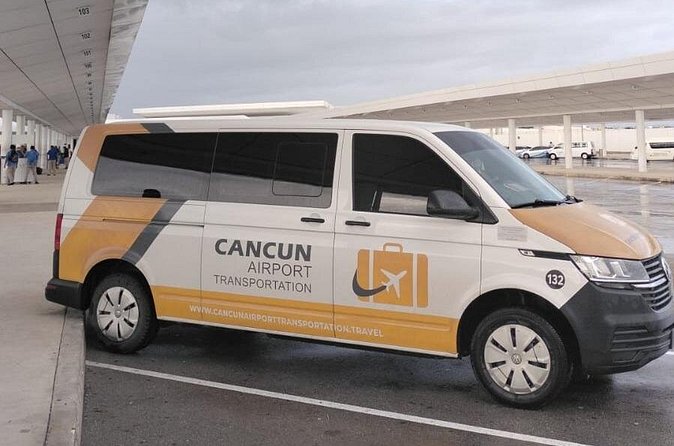 Private Roundtrip Transportation from CUN to Boulevard Kukulcan - Getting to the Airport for Your Flight: Be Early