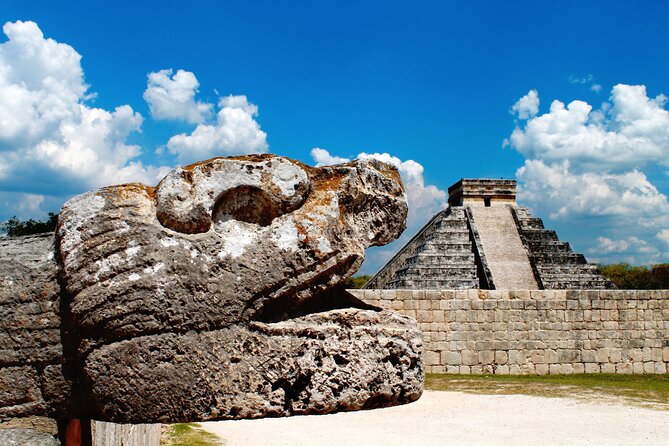 Private Tour Of Chitzen Itza with a Licensed Guide - Stop 5: Temple of the Great Tables and the four-level effect