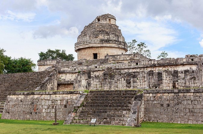 Private Tour Of Chitzen Itza with a Licensed Guide - Price and logistics: what you’re really paying for