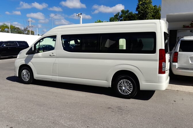 Private Transfer from Cancun Airport to Cancun Hotels - The Ride to the Hotel Zone: Comfort, Privacy, and Timing