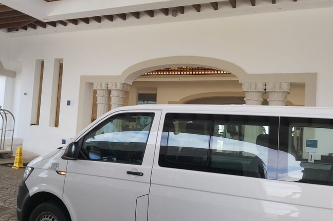 Private transportation from CUN Airport to Puerto Aventuras and Akumal - The Real-World Drive: What the Trip Feels Like
