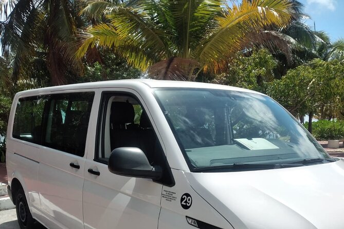 Private Transportation from the Airport to the Cancun hotel zone - Should you book this Cancun airport-to-hotel private transfer?