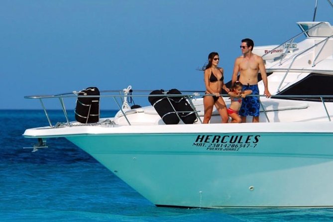Private Yacht - 46 ft SeaRay Cancun Bay Snorkel 23P4 - 46 ft SeaRay options: 2, 4, or 6 hours and what changes