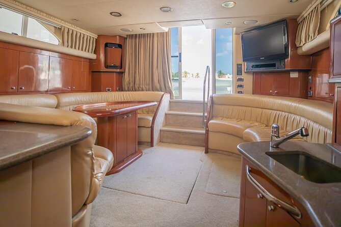 Private Yacht - 46 ft SeaRay Cancun Bay Snorkel 23P4 - Who should book this yacht charter in Cancun?