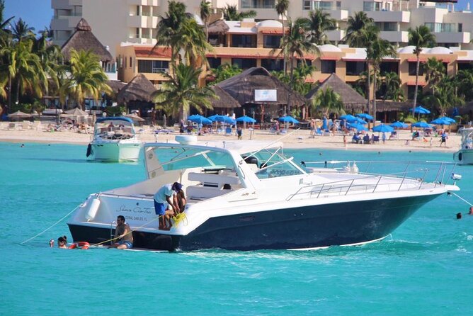 Private Yacht 46ft Sea Ray Snorkel up to 15 pax 23P2 - Crew, Cleanliness, and How to Manage Expectations