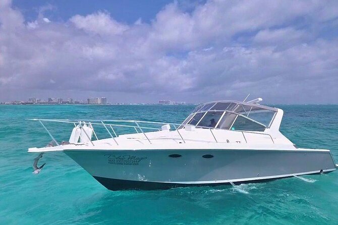 Private Yacht Cancun 42ft up to 8 people - Snorkeling gear in Cancun water: what to expect on Isla Mujeres