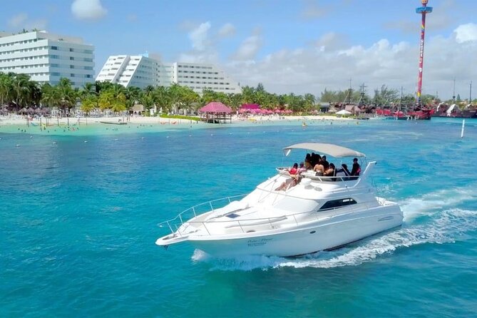 Private Yacht Rental Sea Ray 46ft Cancun 23P3 - Price and value: $270 per group, plus the dock fee