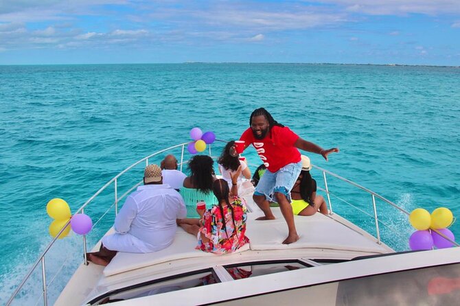 Private Yacht SeaRay 46ft Cancun 25P17 - Staff and Safety: The Part You Can’t Fake