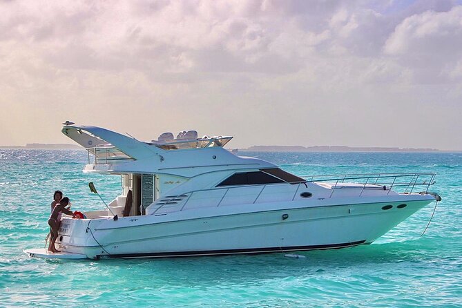 Private Yacht SeaRay 46ft Cancun 25P17 - Two Hours vs Four Hours: Isla Mujeres and Snorkel (or Not)