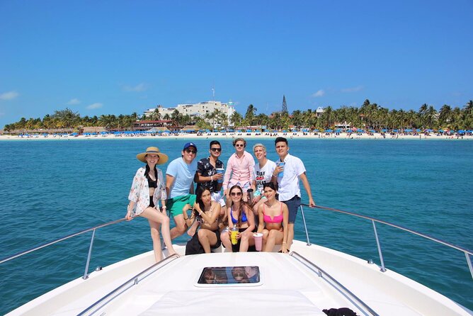 Private Yacht SEARAY SUNDANCER 60ft up to 20 pax 23P1 - Should You Book This SeaRay Sundancer 60 Charter?