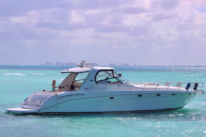 Private Yacht SEARAY SUNDANCER 60ft up to 20 pax 23P1 - What’s Included On Board (Ice, Drinks, Gear, and Crew)