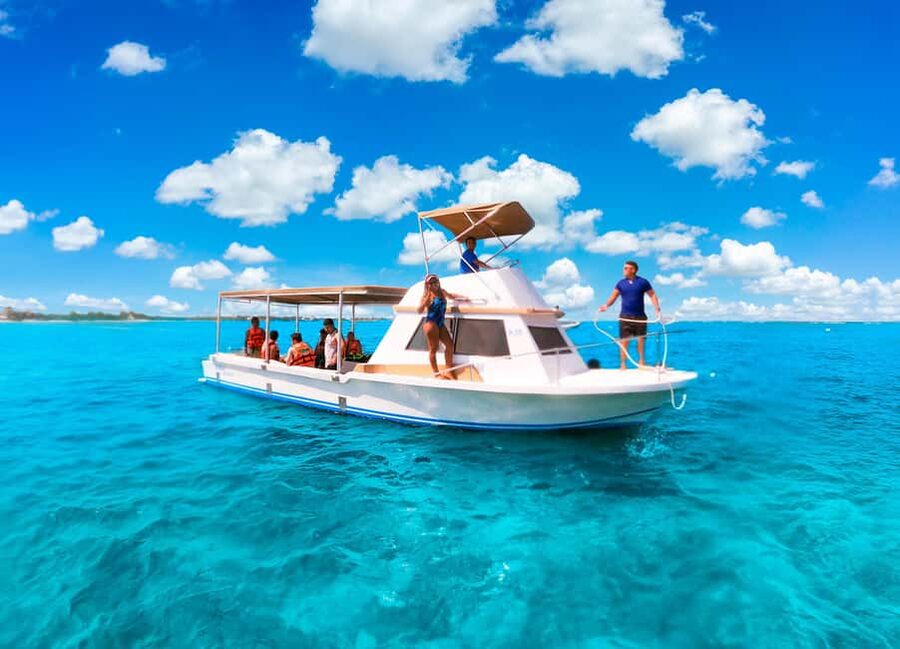 Puerto Morelos: Snorkel, Town Walk, Tequila & Beach Lunch - Pickup From Cancun to Playa del Carmen: The Van Part That Actually Matters
