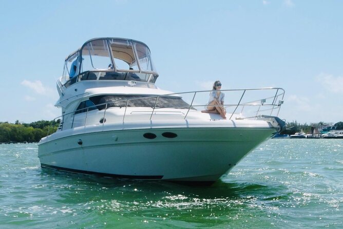 Rent a Private 46ft Yacht in Cancun - Drinks, food, bathrooms, and the comfort checklist you should bring