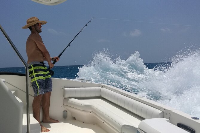 Rent a Private Yacht or Boat for 4 hrs from Playa Mujeres -SR55H4 - Snorkeling gear and refreshments: included basics that matter