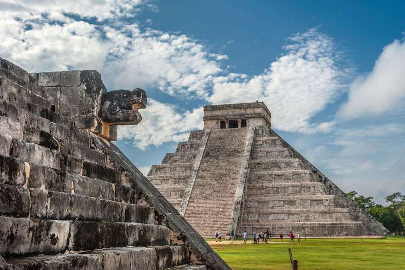 Riviera Maya: Chichen Itza Early Access with Pick-up & Lunch - The Great Ball Court: When a Location Becomes a Story
