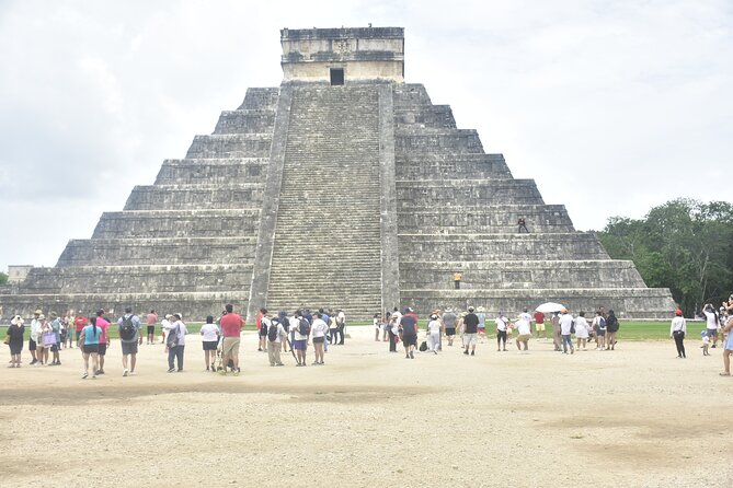 Riviera Maya Tour: Chichen Itza & Ik Kil + Hubiku Cenotes - Chichén Itzá With a Live Guide: What You’ll Actually See