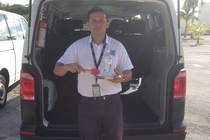 Round private transfer Airport- Akumal - Airport. - Price and value: $220 per group can be a smart split