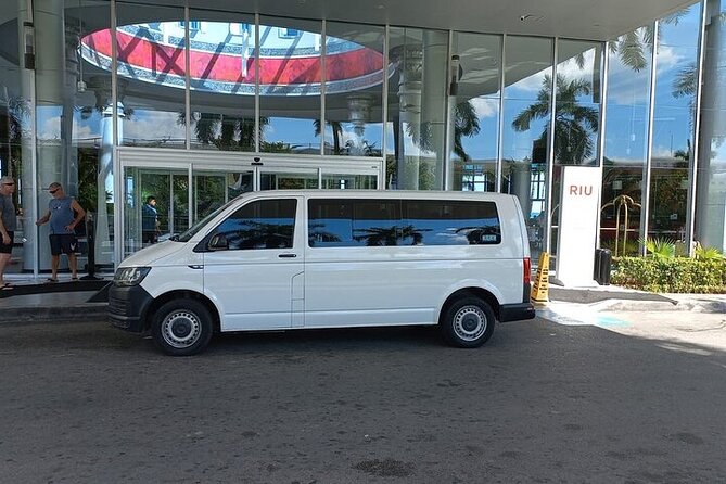 Round Trip Private Transfer from Cancun Airport - Playa de Carmen - The Ride Comfort: A/C, Wi‑Fi, and Drinks Without the Wait