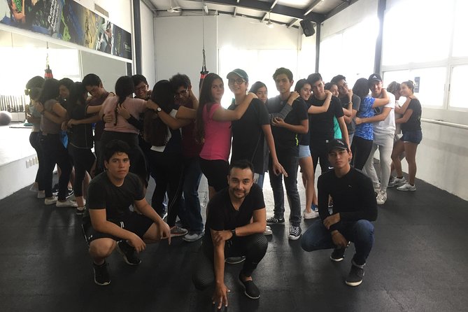 salsa dancing lessons and bachata classes - Salsa vs bachata: how the class keeps it simple