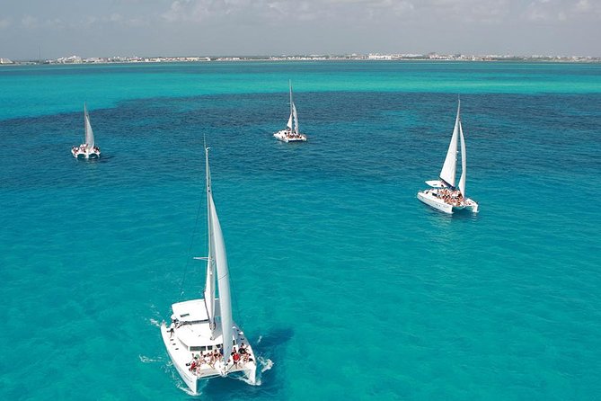 Snorkeling Adventure in Isla Mujeres - Beach club lunch and the open bar: where the value shows up