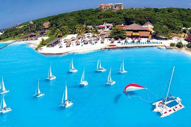 Snorkeling Adventure in Isla Mujeres - Spinnaker sailing: the fun you’ll only get if the wind cooperates