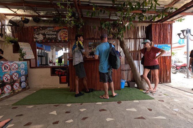 Taco tour in Puerto Morelos - The guide experience: Carlos and what good guiding changes