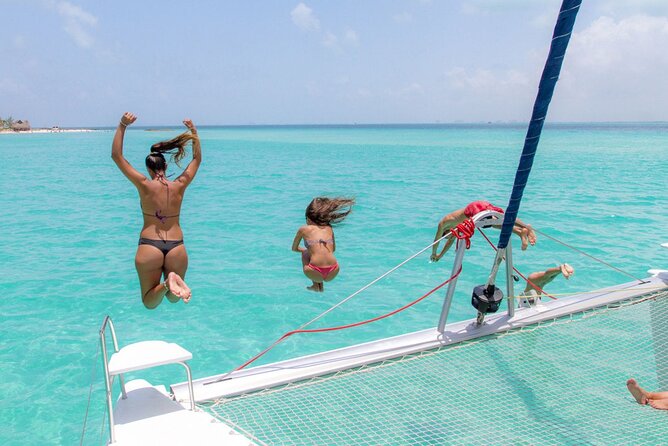 The Best Catamaran Tour to Isla Mujeres from Cancún - Meeting point and what to bring for a smooth ride
