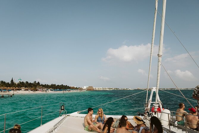The Best Catamaran Tour to Isla Mujeres from Cancún - Who should book this catamaran to Isla Mujeres?
