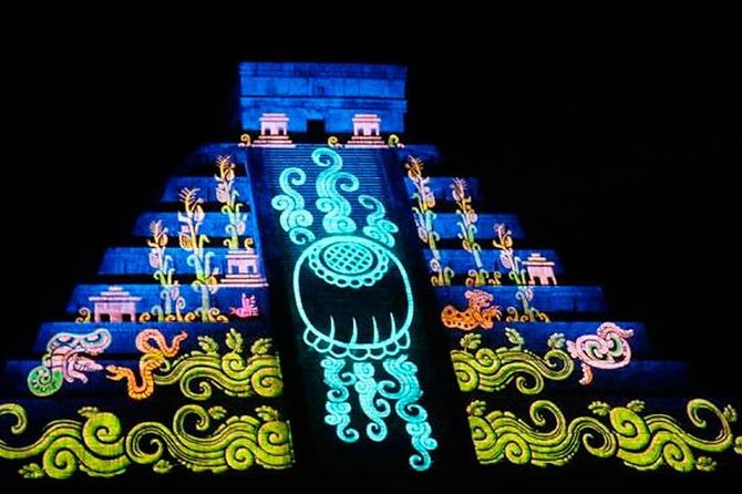 The majestic night show of kukulkan in Chichen Itza Valladolid & Cenote included - Valladolid: quick colonial wandering (and a reality check on time)