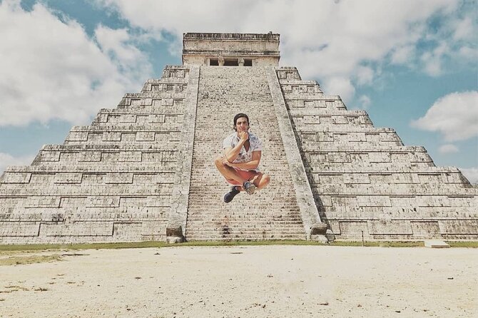 Tour to Chichen Itza & Cenotes Ik kill & Hubiku from Cancun - Quick Stop in Valladolid: 15 Minutes for the Spanish-Era Streets