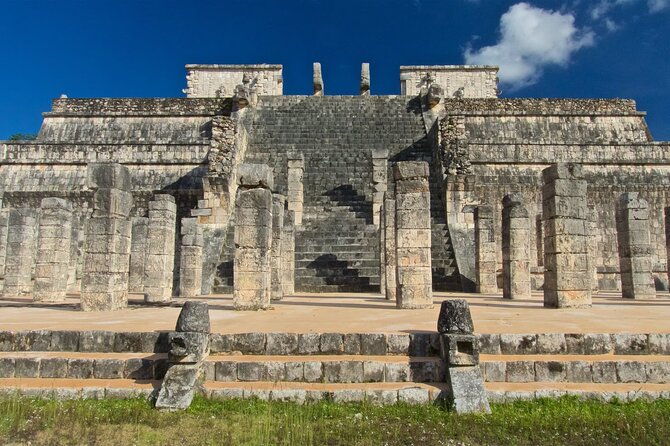 Tour to Chichen Itza-Tickets, food and cenote - A 6:00 a.m. start that makes Chichen Itza feel less hectic