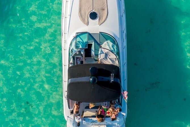 Tour to Isla Mujeres on Premium Yachts from Cancun - A 4-hour private yacht ride from Cancun to Isla Mujeres