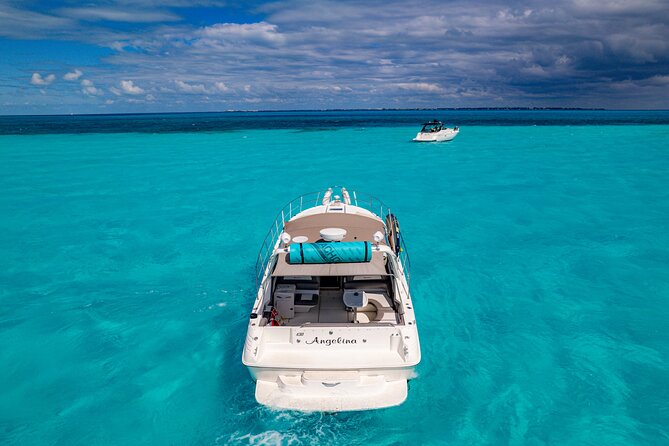 Tour to Isla Mujeres on Premium Yachts from Cancun - Price and logistics: what $990 per group really means