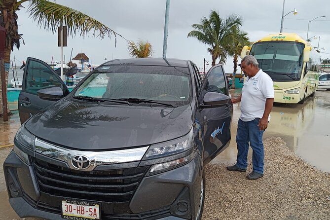 Transfer from Puerto de Chiquila to Cancun Airport - Chiquilá port pickup: quick, close, and easy to spot