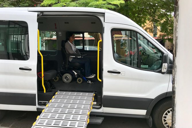 Transportation from the Airport to Hotels in Cancun arrival only - Value for electric wheelchairs, manual chairs, and families
