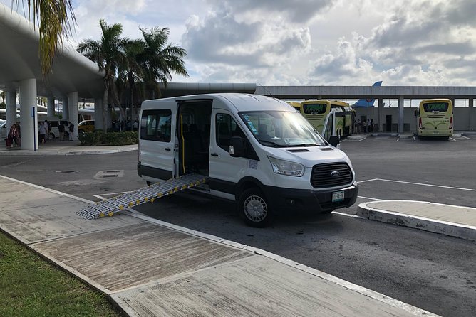 Transportation from the Airport to Hotels in Cancun arrival only - The wheelchair-adapted van: ramp, locks, and seatbelts