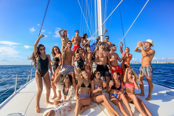 Trip to Isla Mujeres by Catamaran, with snorkeling and drinks - Small-group comfort: why max 35 people can matter