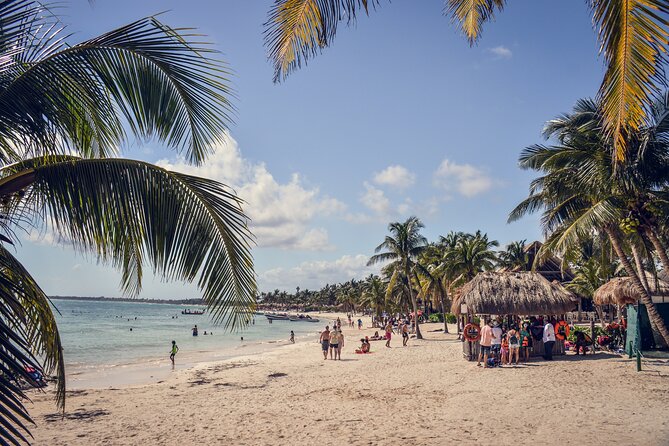Tulum Ruins, Turtle Sighting and Underground Caves - Akumal Bay turtle snorkel: the short boat ride that boosts sightings