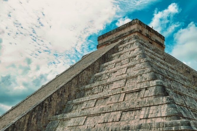 Ultimate Chichen-Itza Cenote Swim & Valladolid from Cancun - Chichén-Itzá: Skip-the-Line Entry and a Guide Who Actually Explains It