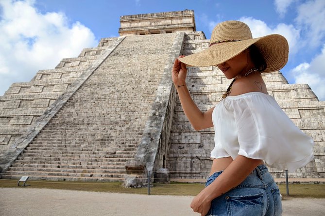 VIP tour to Chichen Itza, Hubiku & Ik Kil. Lunch and transport - Hubikú cenote: a jungle swim break (and why your shoes matter)